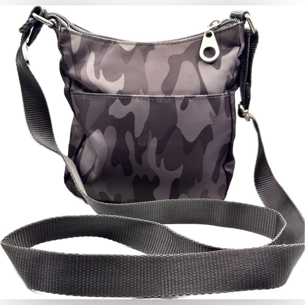 Baggallini Women’s Gray Camouflage Small Joey Crossbody Bag, Great Condition - Picture 2 of 9